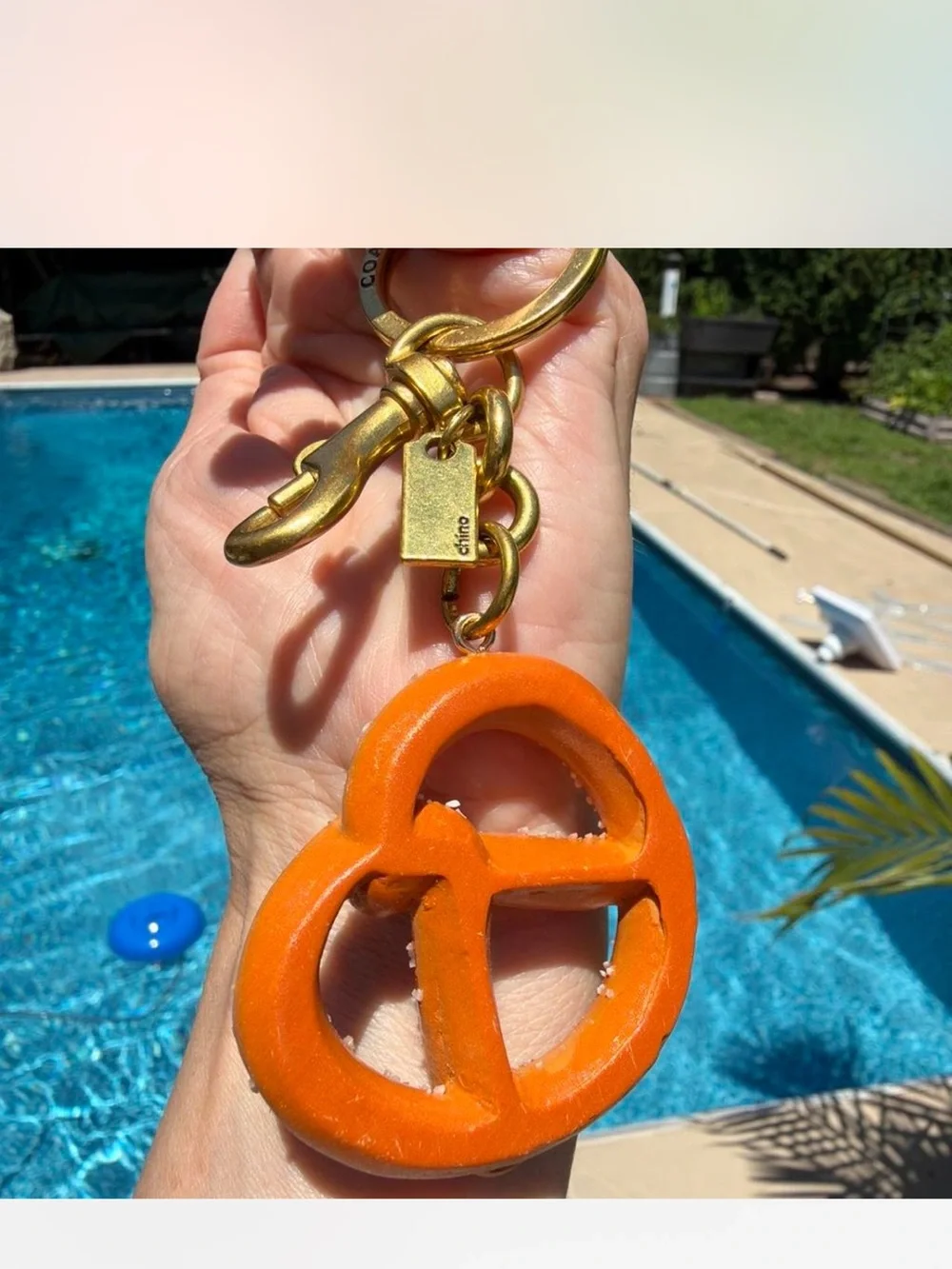 🥨Pretzel Keychain Charm - Women's Accessory . Adorable addition to any bag!